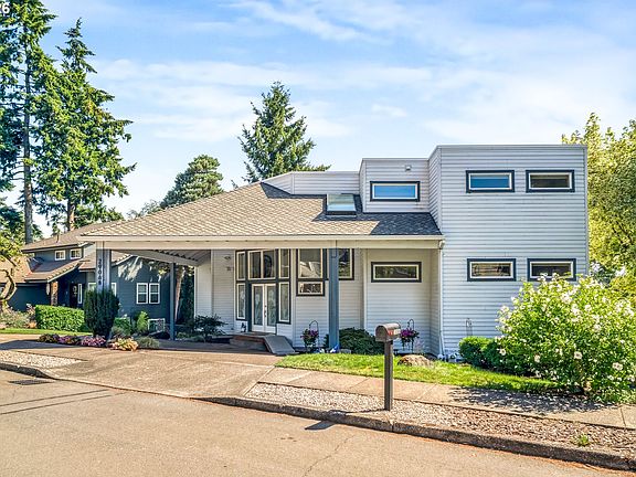2nd image of 2906 Carriage Way #B