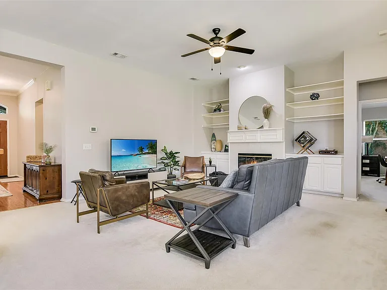 4402 Ruth Borchardt Dr — Photo 10