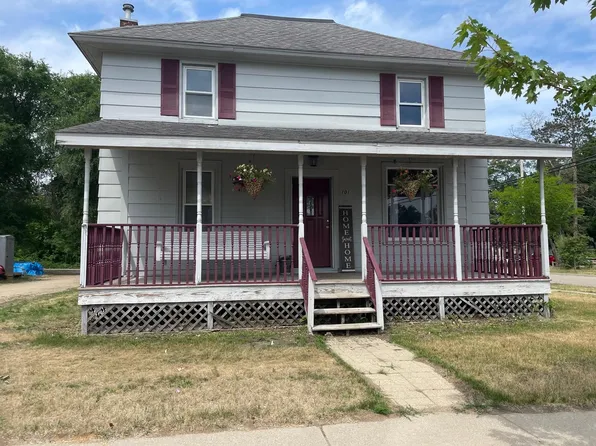 101 S Oak St, Adams, WI 53910