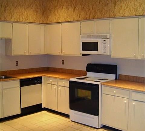 3rd image of 1636 Prairie Grove Dr #190