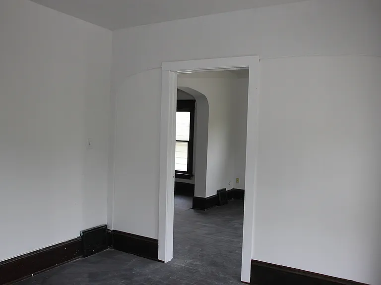 3910 Carlyle Ave — Photo 8
