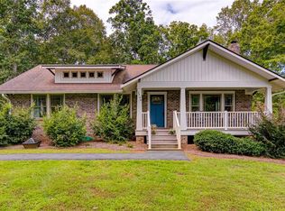 2744 Woosley Rd, Pfafftown, NC 27040