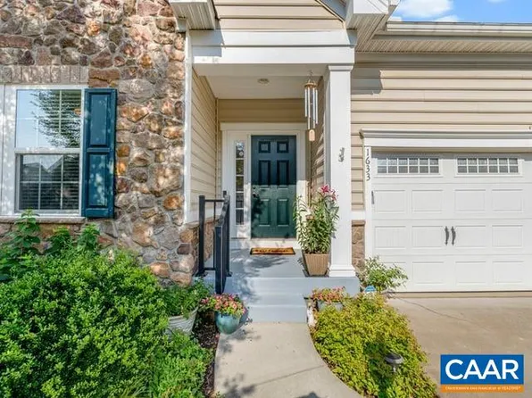 1633 Regent St, Charlottesville, VA 22911