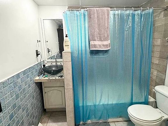 4th image of 778 Lafayette Ave #2