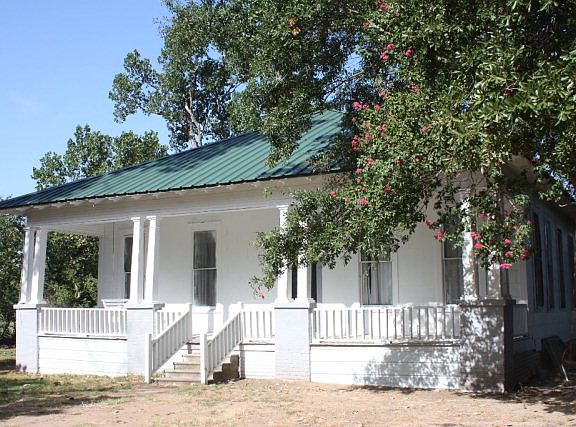 2nd image of 9701 State Highway 19