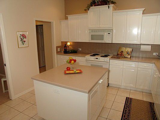 Large Center Island Kitchen