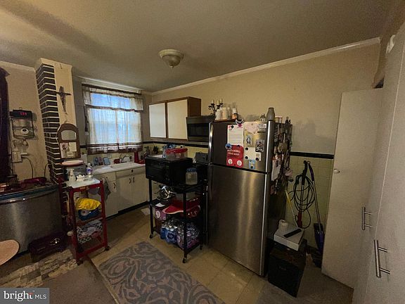 5th image of 6126 Vandike St