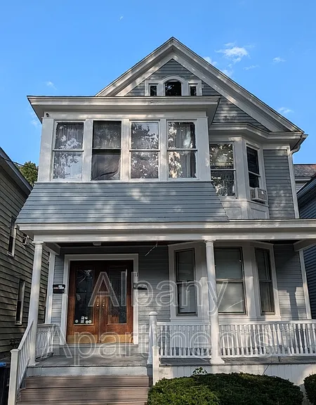 11 Alden Ave #2 — Photo 2