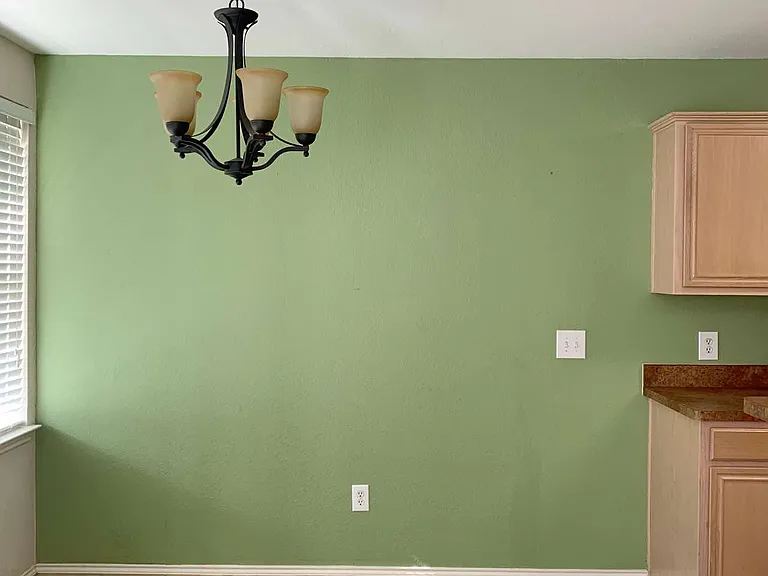 208 N Rolling Meadows Dr — Photo 7