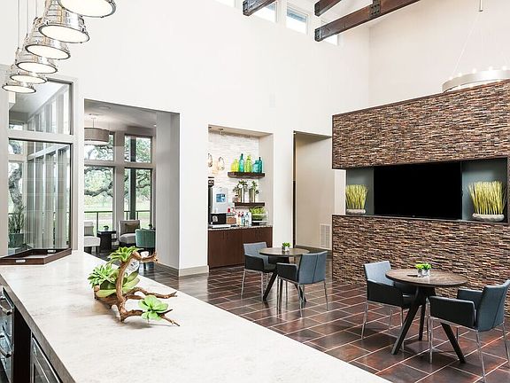 3rd image of 1810 E Sonterra Blvd APT 8208