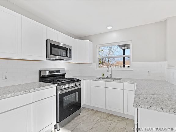 4th image of 5786 E 27th St