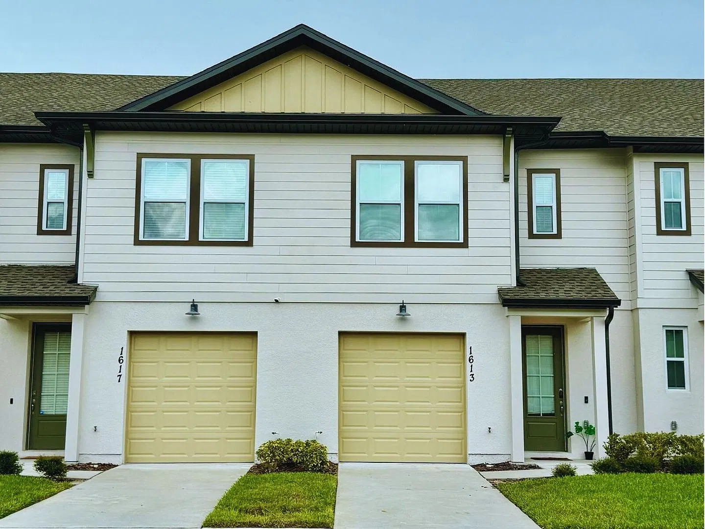 Townhouse 3 Beds, 2,5 Baths at 1613 Pelican Dr., Davenport, Fl 33896 — Photo 1