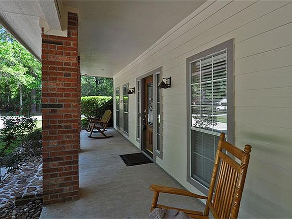 4th image of 410 Shadylake Dr