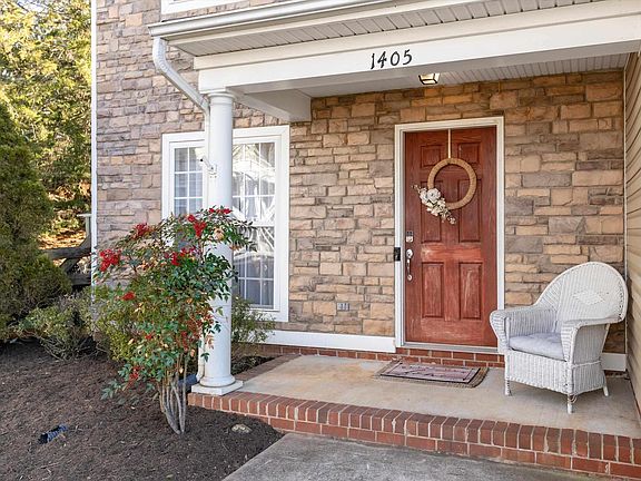 3rd image of 1405 Amber Ridge Rd