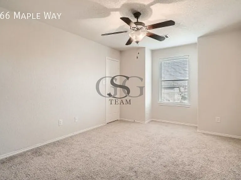 366 Maple Way — Photo 11