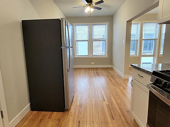 5th image of 1010 W Loyola Ave #3