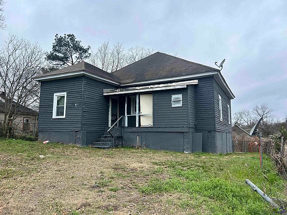 4th image of 395 Lincoln Ave