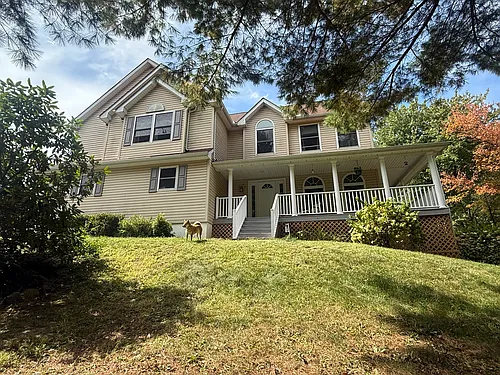 114 Skyview Cir Photo 1