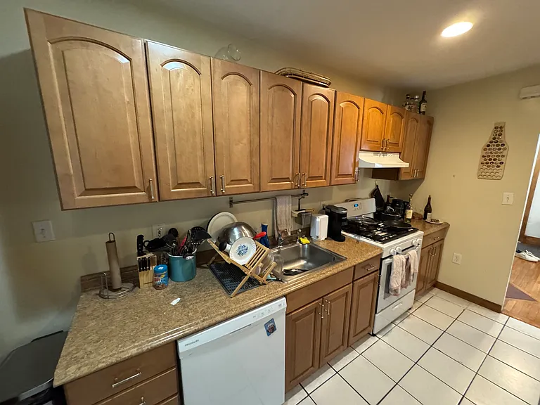 27 S Crescent Circuit #A — Photo 8