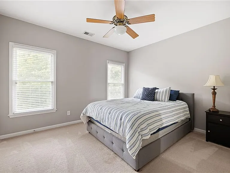 227 Oakwind Point — Photo 32