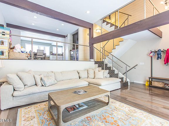 3rd image of 21545 Erwin St Unit 106