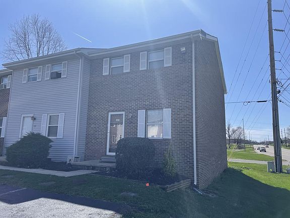 2nd image of 121 Scenic Park Pl