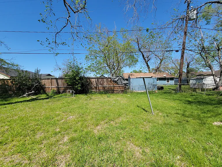 5815 Southseas St — Photo 33