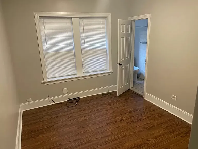 6046 S Rhodes Ave #1 — Photo 9