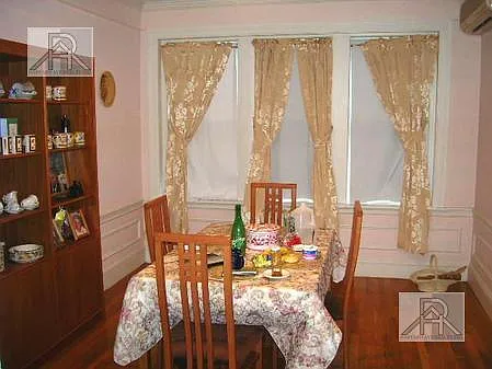 369 Tappan St #10 Photo 1