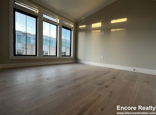 157 Everett St #301, Allston, MA 02134