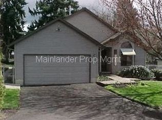 10490 SW 75th Ave, Tigard, OR 97223