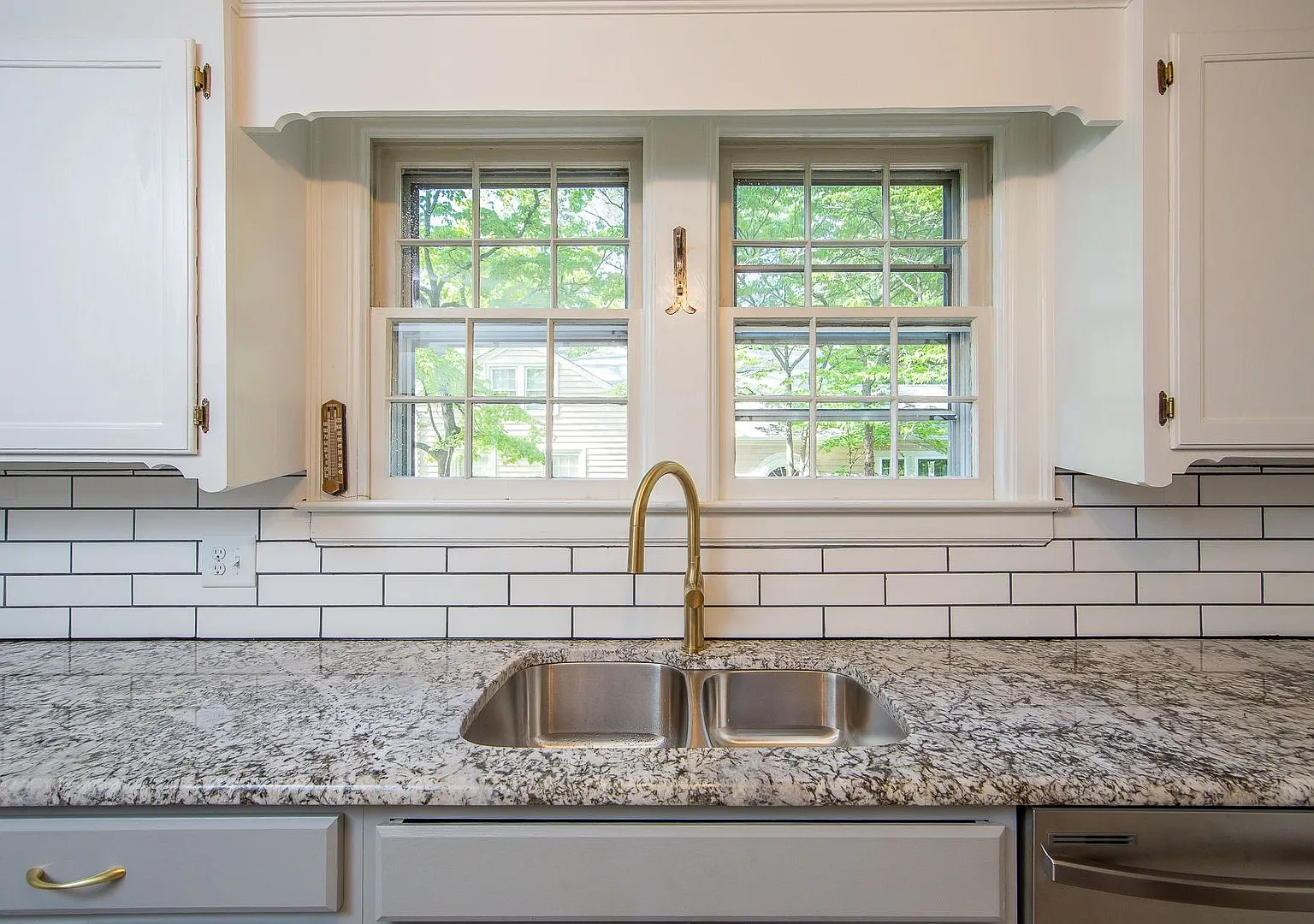 Charming Haymount Home — Photo 3