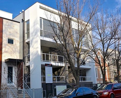 1st image of 2330 N Leavitt St #1S