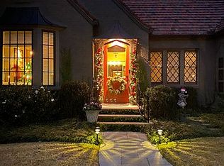 350 Manor Ridge Dr NW, Atlanta, GA 30305