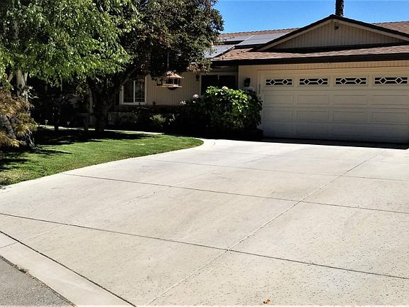 2nd image of 8922 Plaza Park Dr