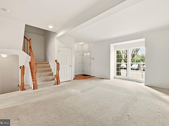 5th image of 15115 Gaffney Cir