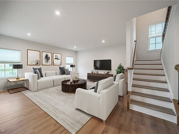 5th image of 7211 Elivia Dr