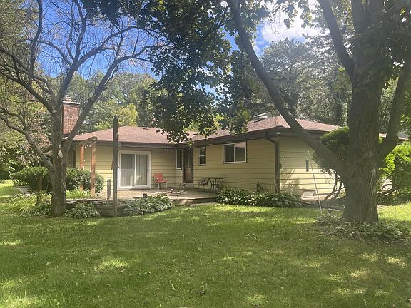 2nd image of 8333 N Cedarburg ROAD