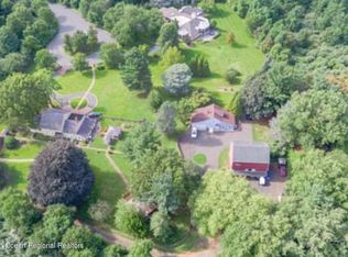 17 Wide Horizons Dr, Colts Neck, NJ 07722