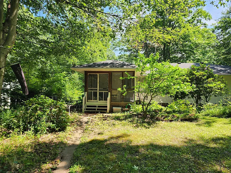 5406 Creek Ln — Photo 5