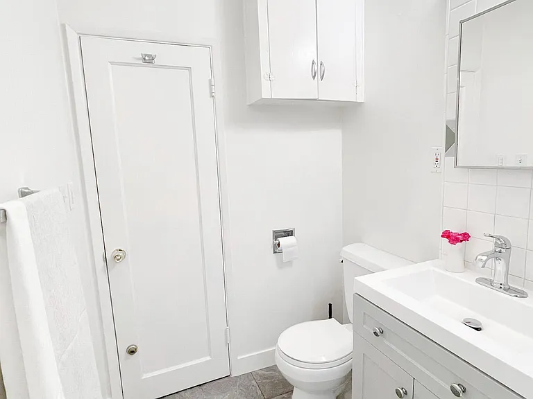 2326 Wightman St — Photo 12