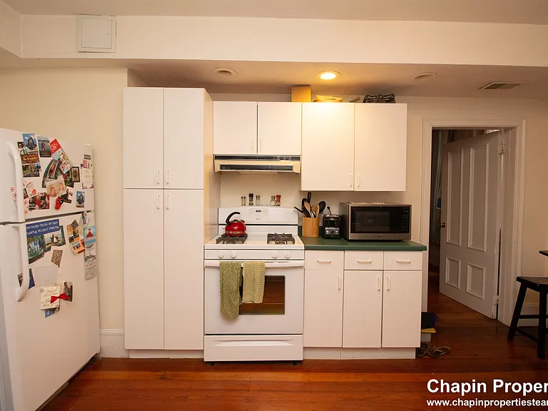 209 Washington St #4 — Photo 11
