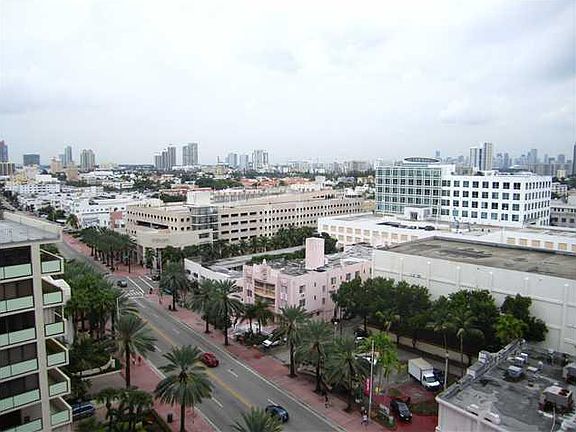 2nd image of 1700 Collins Ave