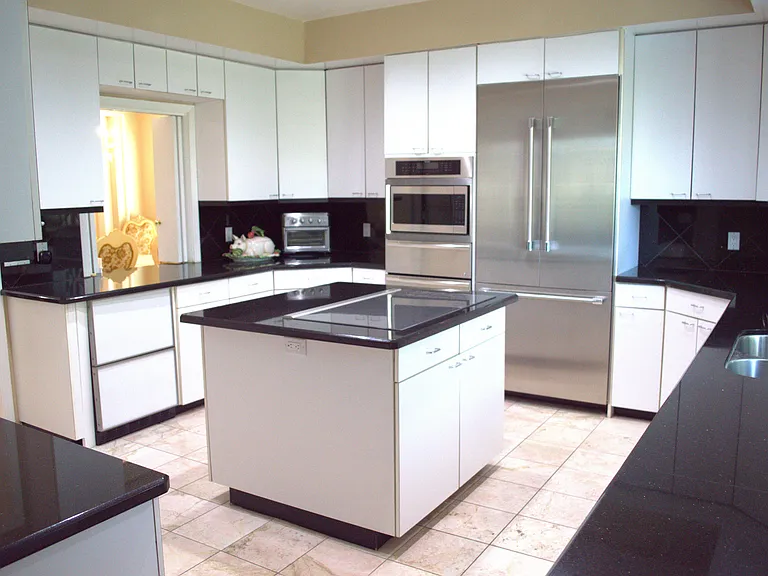 1904 E Catamaran Ct — Photo 18