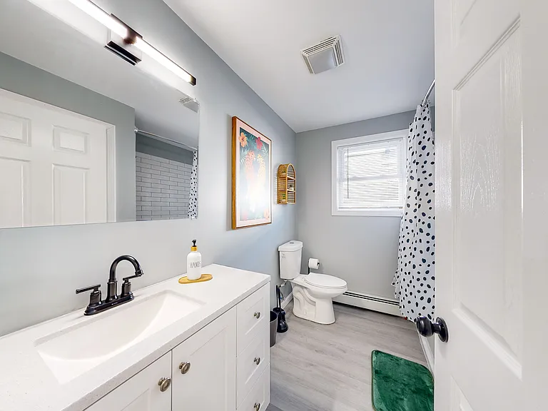44 Hall St #1 — Photo 13
