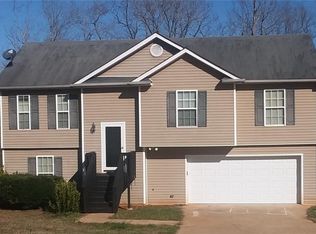 135 Thrasher Rd, Covington, GA 30016