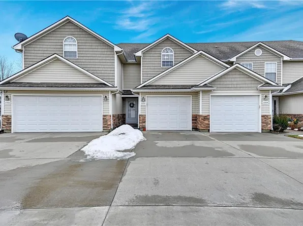 21030 Millridge St, Spring Hill, KS 66083