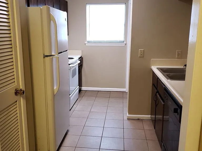 5919 Pinetree Ave — Photo 2