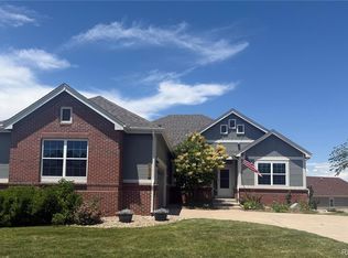 22725 E Long Dr, Aurora, CO 80016