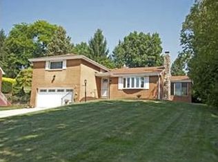136 Lucille Dr, Pittsburgh, PA 15235